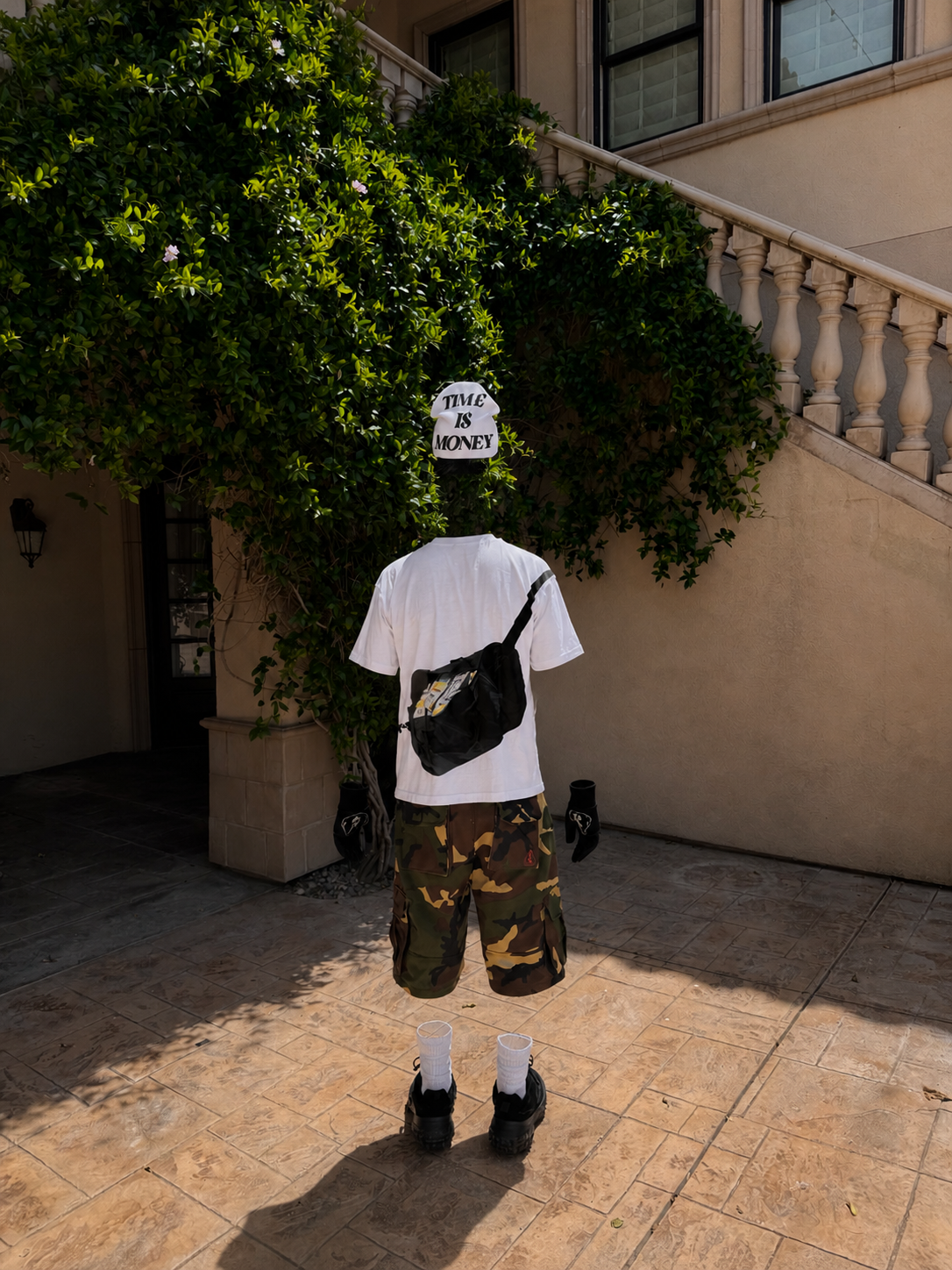 (Duffle Bag) T-Shirt